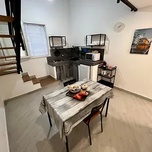  Apartment Hub