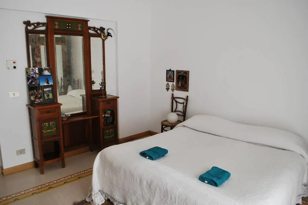 Casa Immersa Nel Verde Al Centro Di Palermo Apartment