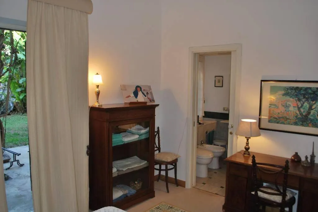 Casa Immersa Nel Verde Al Centro Di Palermo